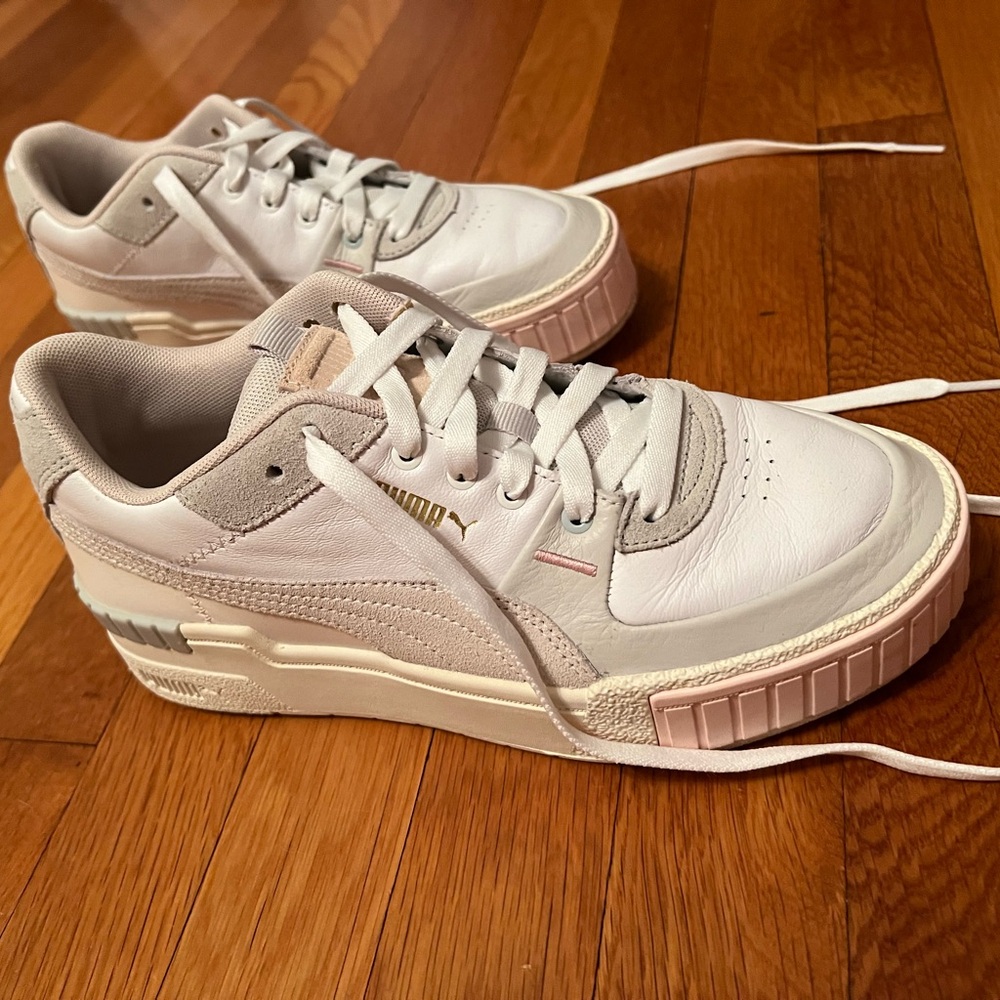 Women’s Puma Sneakers